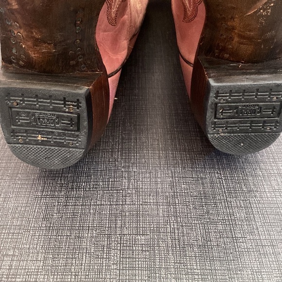 Corral Pink Floral Full Stitch, Size 8 - Picture 10 of 10